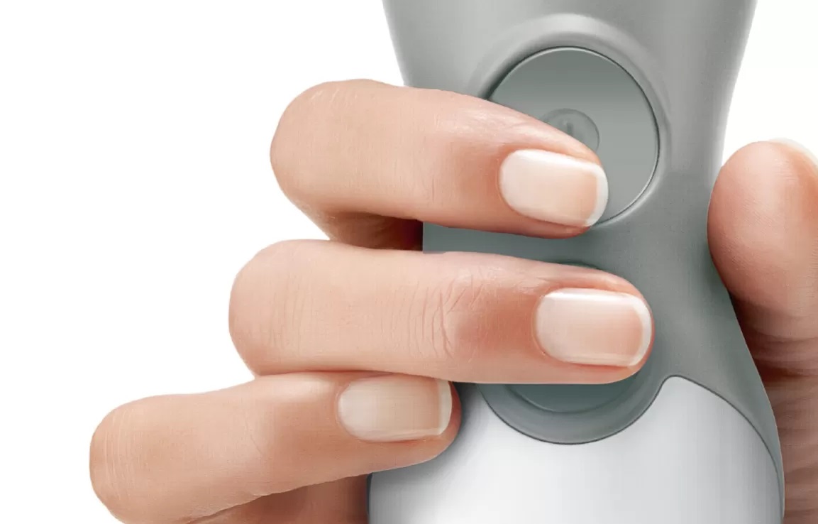 Bosch MSM66155 Frullatore a Immersione ErgoMixx 600 W Bianco con 12 Velocità, Lama a 4 Ali, Bicchiere Graduato e Mini Tritatutto