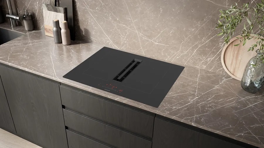 Siemens iQ500 ED711HQ26E Piano Cottura a Induzione 70 cm con Cappa Integrata Nero - 4 Zone di Cottura, Vetroceramica, Wi-Fi Home Connect