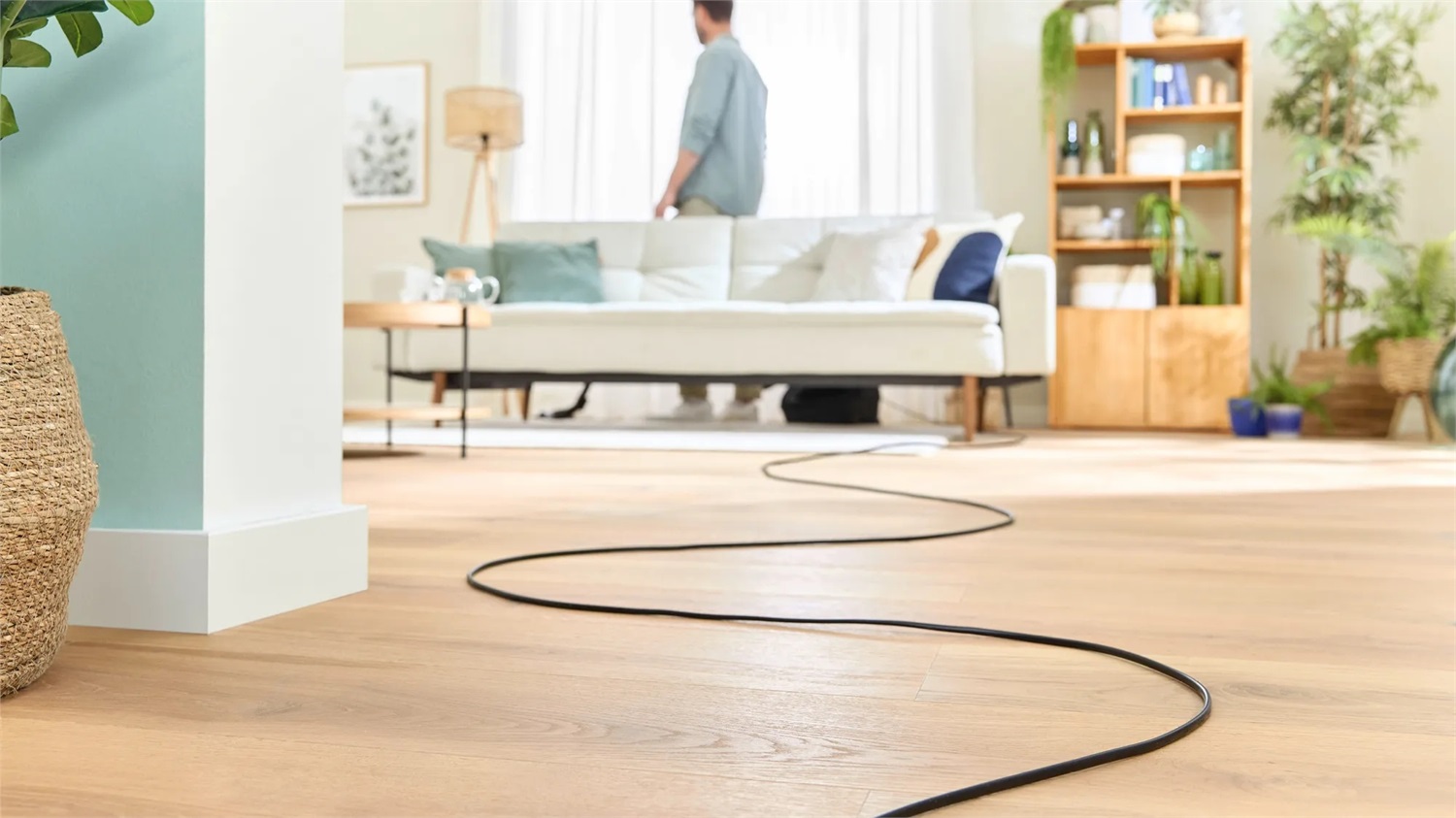 Bosch BGL38BA2H Aspirapolvere a Traino 600 W con Sacchetto, Capacità 4 L, Filtraggio (h)EPA, Colore Nero