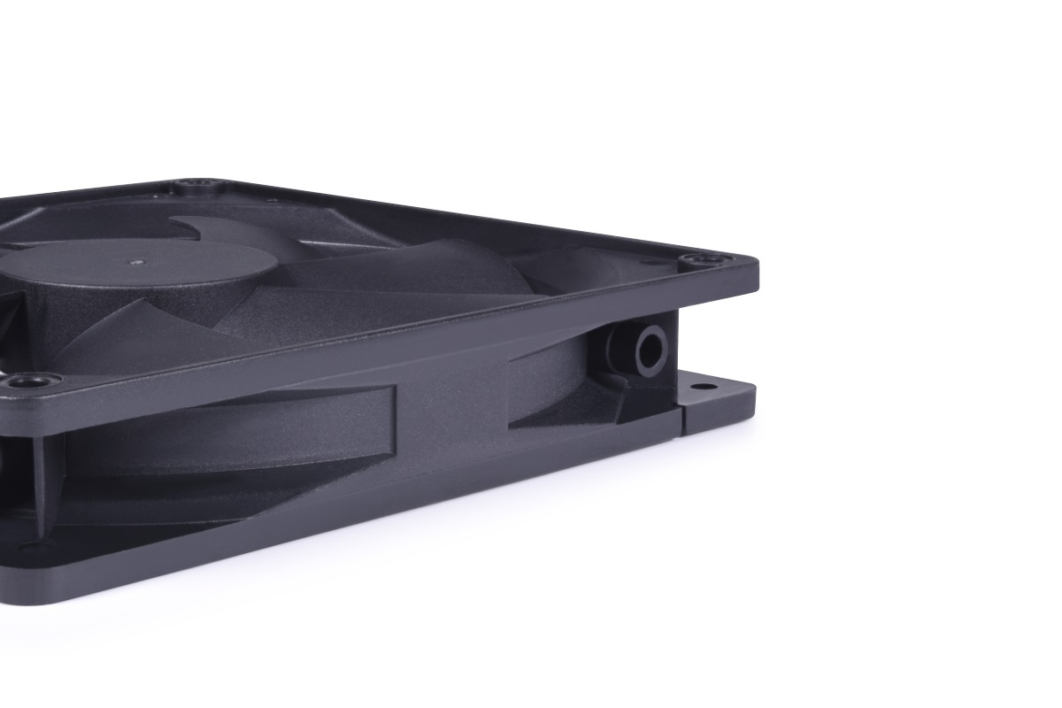Alphacool Ventola 140mm PWM 2500rpm Alta Velocità con Doppio Cuscinetto a Sfere
