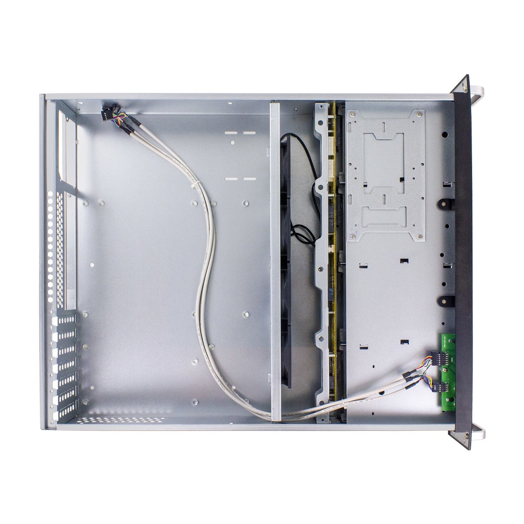 Fantec SRC-2080X07 Case di Stoccaggio 2U con 8 Slot Esterni da 3,5