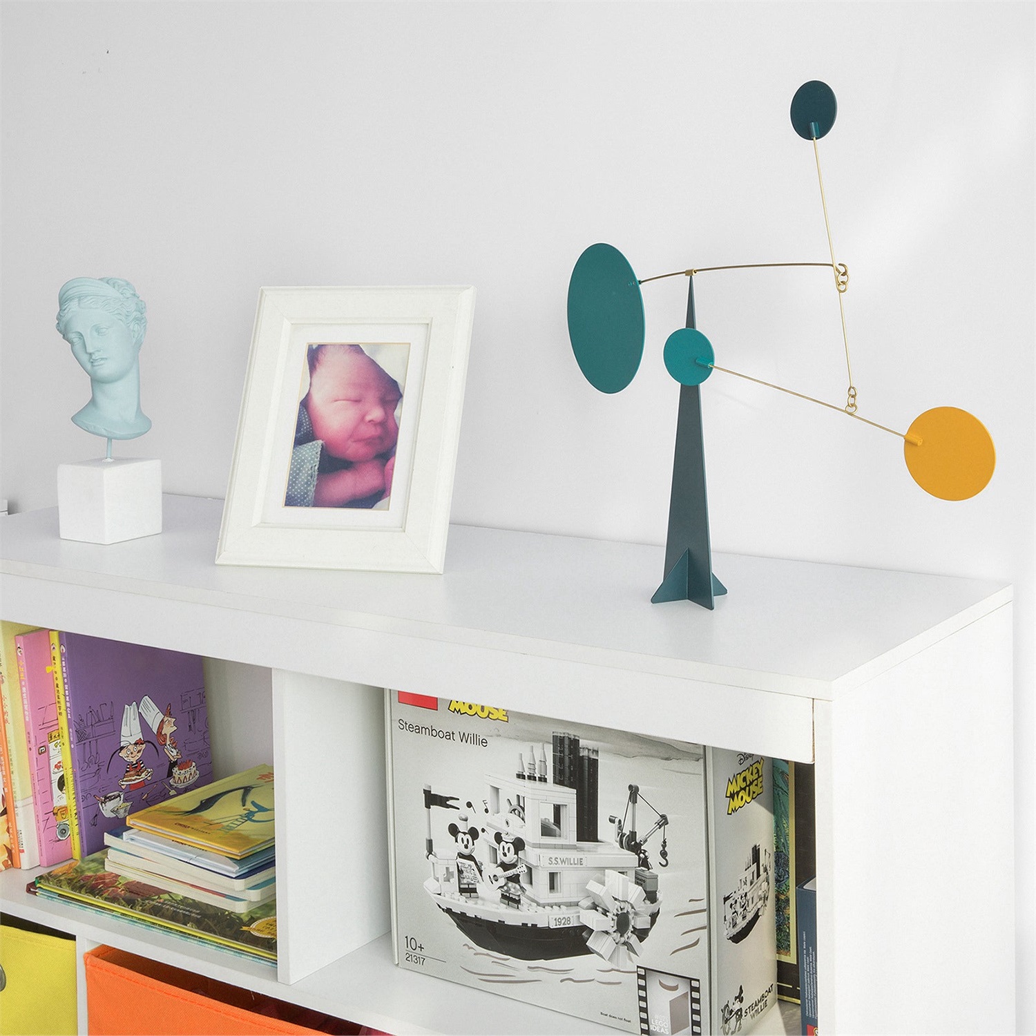 SoBuy Libreria Montessoriana per Bambini con 5 Scomparti e 3 Organizer in Tessuto - L92*P40*A93 cm