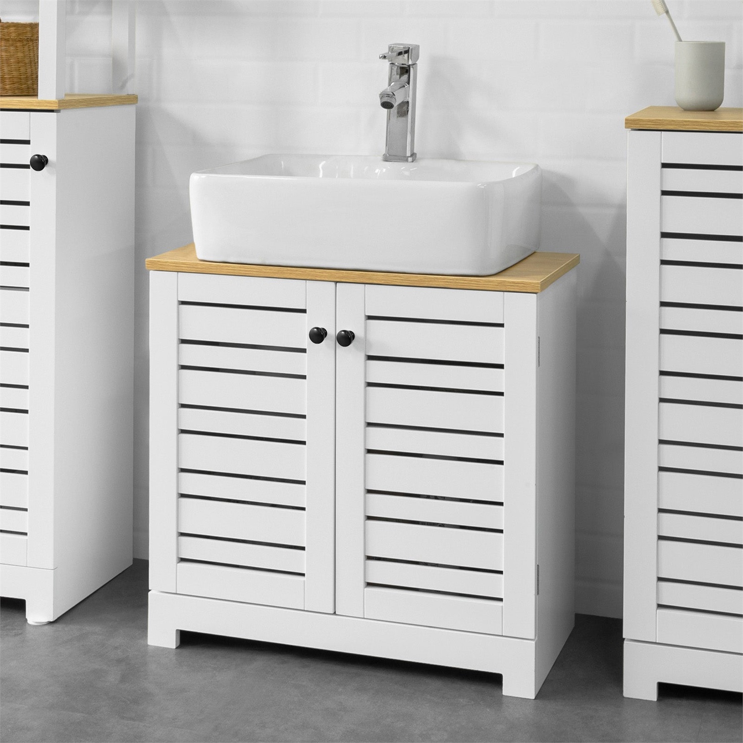 SoBuy Mobile Sottolavabo BZR40-W in MDF E1 con Ante a Doghe e Ripiani Regolabili - Arredo Bagno Bianco-Natura