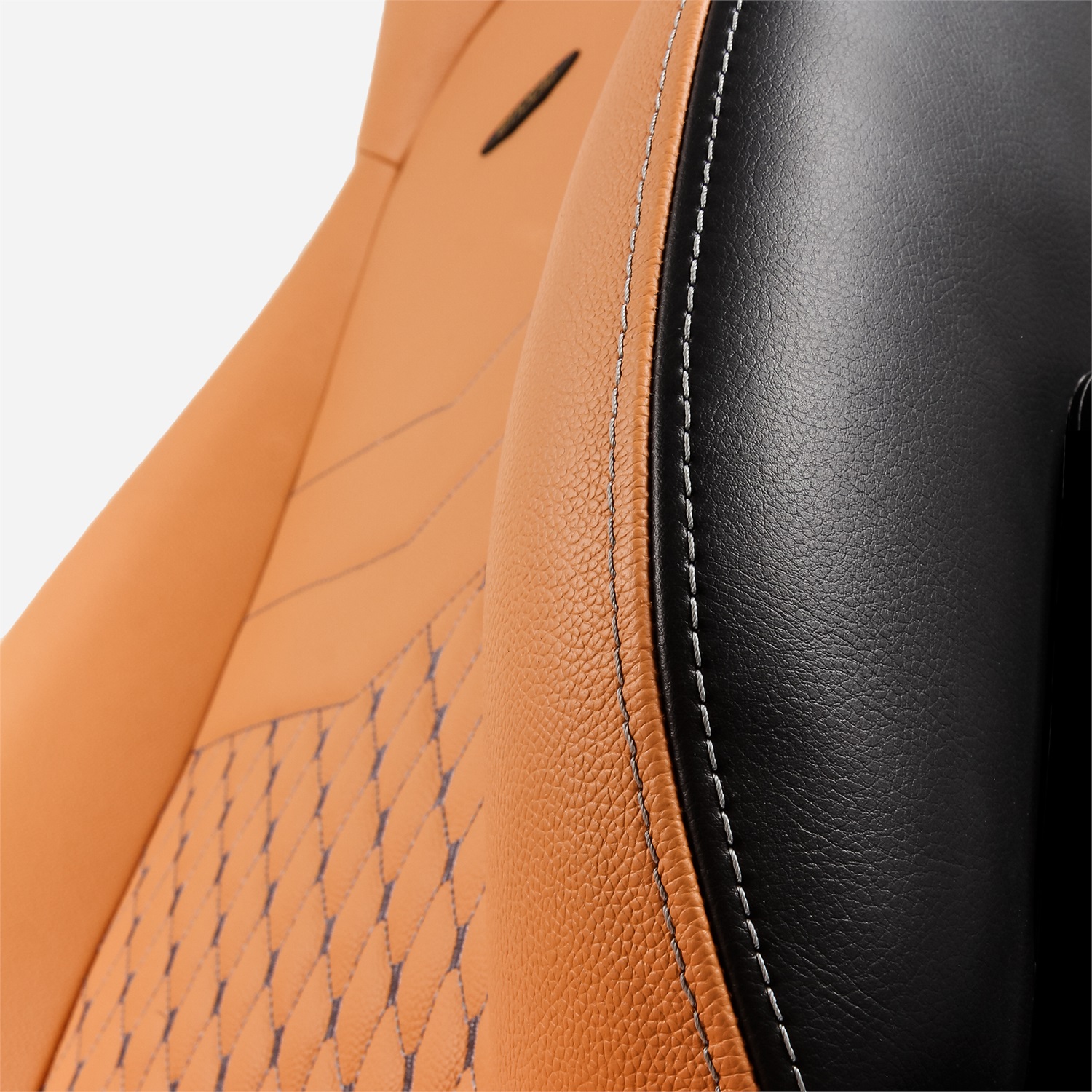 noblechairs ICON Sedia da gaming e ufficio in pelle vera - Ergonomica con imbottitura in schiuma fredda - Capacità 150 kg - Design Sedile da corsa - Colore Cognac/Nero/Gunmetal