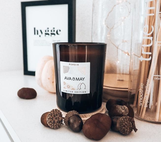 AVA & MAY Candela Profumata Persia 180g - Fico, Gelsomino e Neroli in Portacandele di Vetro