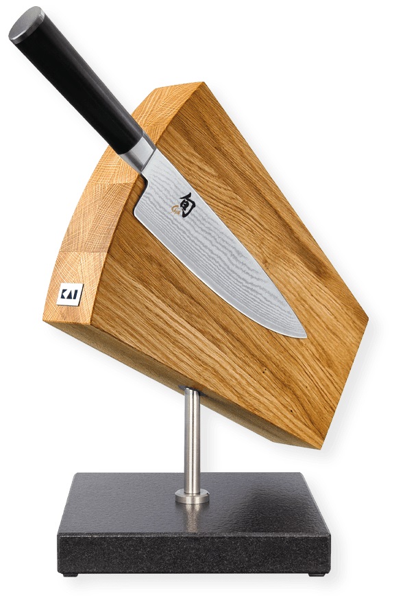 KAI Blocco Portacoltelli Girevole 360° in Rovere con Base in Granito - Spazio per 6-8 Coltelli, Magnetico, Dimensioni 31x18x34 cm