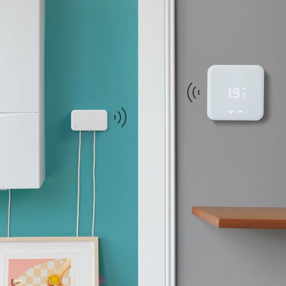 tado° Termostato Intelligente Wireless V3 Bianco - Kit di Base per Controllo Remoto e Risparmio Energetico