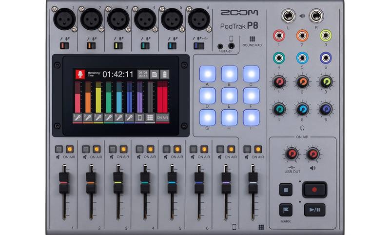 Zoom PodTrak P8 - Mixer/Registratore portatile per podcasting con 8 canali, 6 ingressi XLR, 6 uscite TRS, 9 sound pads programmabili e touchscreen