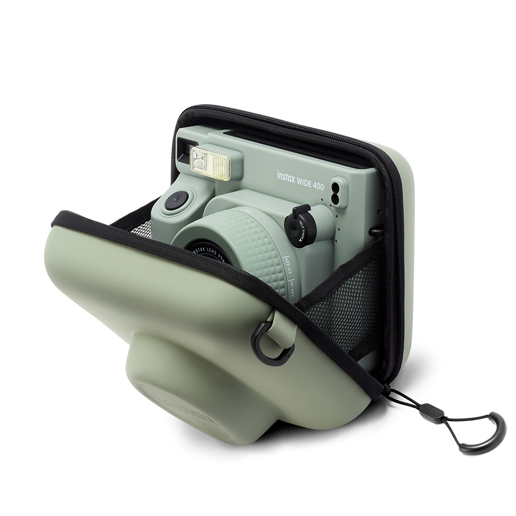 Fujifilm Instax Wide 400 - Fotocamera Istantanea Analogica Verde con Flash Automatico e Autoscatto