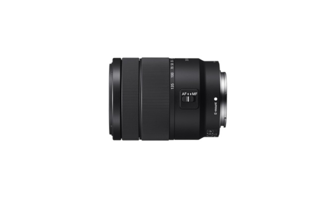 Sony E 18-135mm f/3.5-5.6 OSS - Obiettivo Zoom Stabilizzato per Mirrorless APS-C