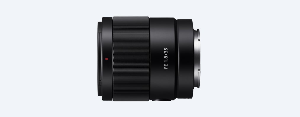 Sony FE 35mm f/1.8 - Obiettivo a Focale Fissa, Full-Frame, Grandangolare, Autofocus Veloce e Compatto (SEL35F18F)