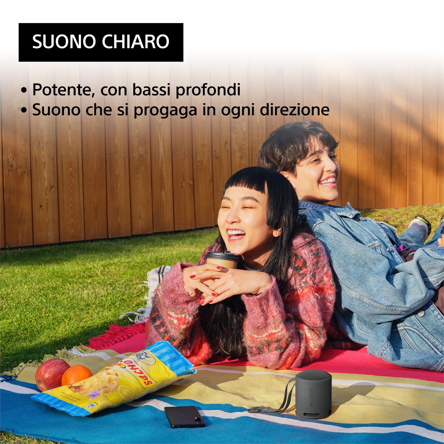 Sony SRS-XB100 - Speaker Wireless Bluetooth, portatile, leggero, compatto, da esterno, da viaggio, resistente IP67 impermeabile e antipolvere, batteria da 16 ore, cinturino versatile, chiamate in vivavoce - Nero