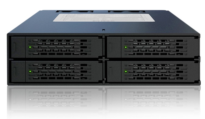 ICY DOCK ToughArmor MB994SP-4SB-1 Gabbia Backplane Hot Swap per 4 SSD/HDD SATA/SAS da 2,5