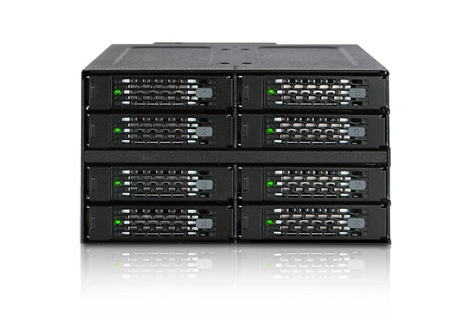 Icy Dock MB508SP-B Gabbia Backplane in Metallo per 8 HDD/SSD da 2,5