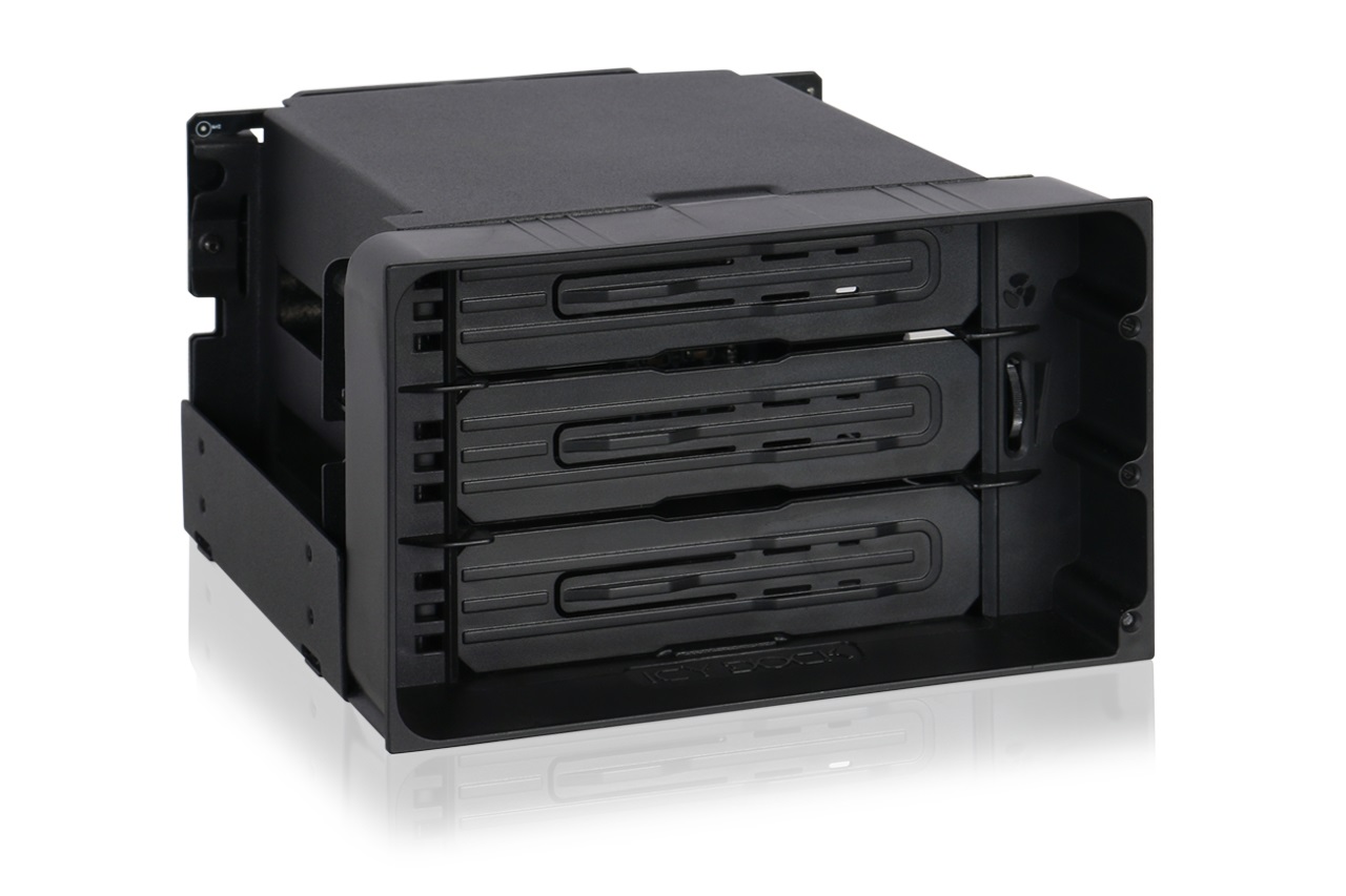 ICY DOCK flexiDOCK MB830SP-B - Alloggiamento per Disco Rigido SATA/SAS per 3 HDD da 3,5