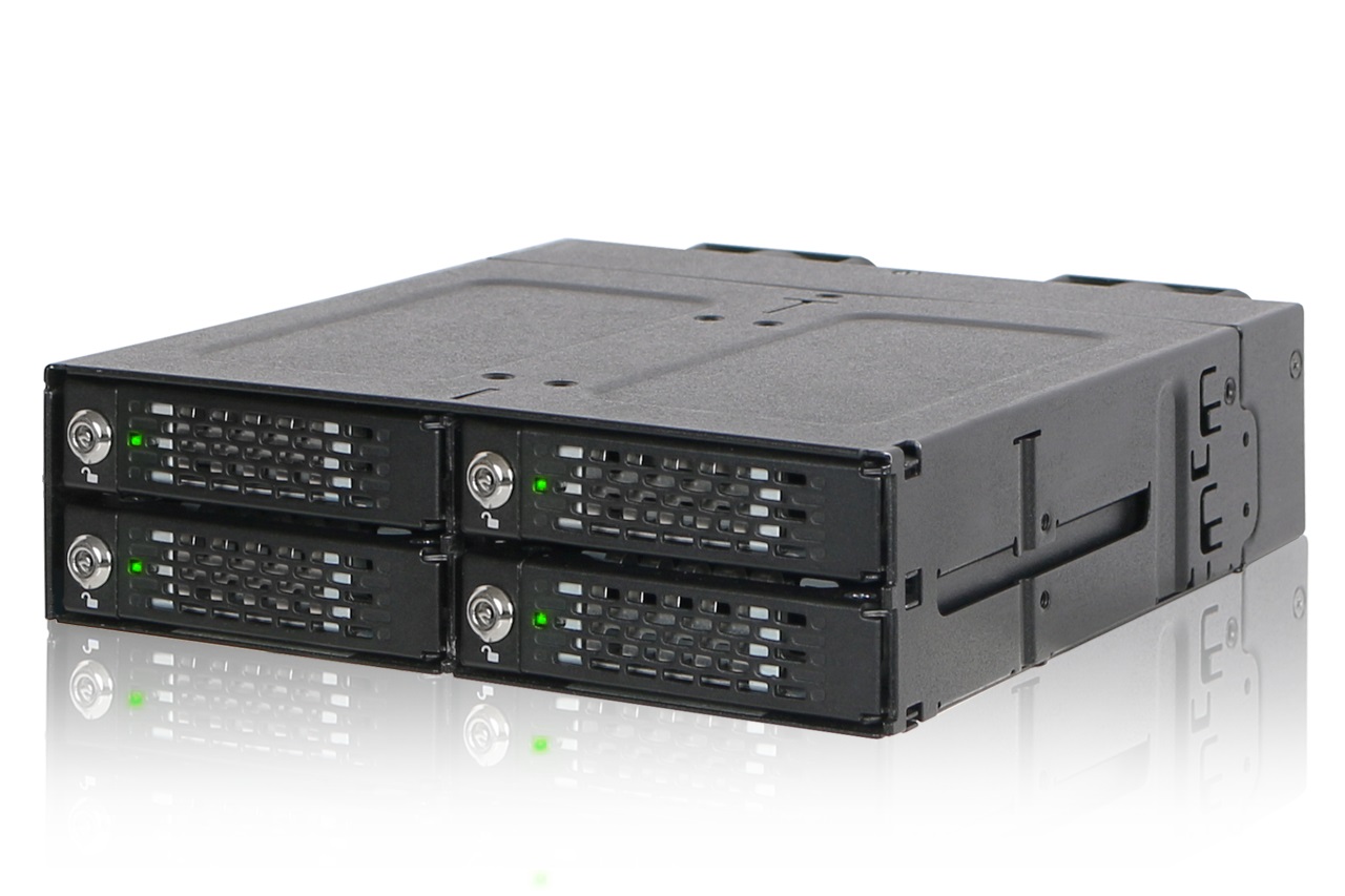 Icy Dock ToughArmor MB720M2K-B Box esterno SSD M.2 NVMe 4 bays in metallo per HDD 5.25