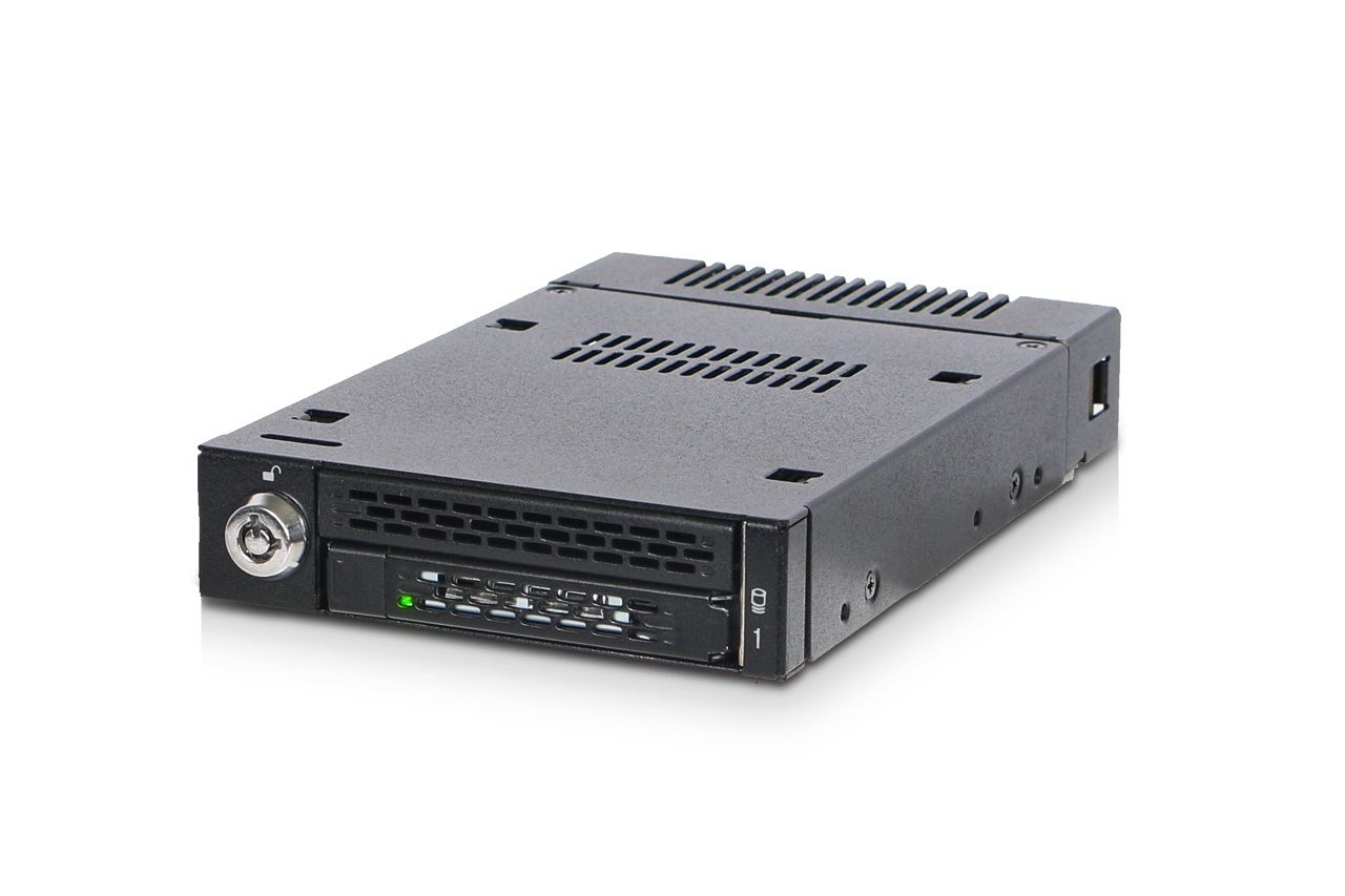 IcyDock ToughArmor - Alloggiamento Rimovibile per SSD NVMe PCIe M.2, Design Mobile e Robusto