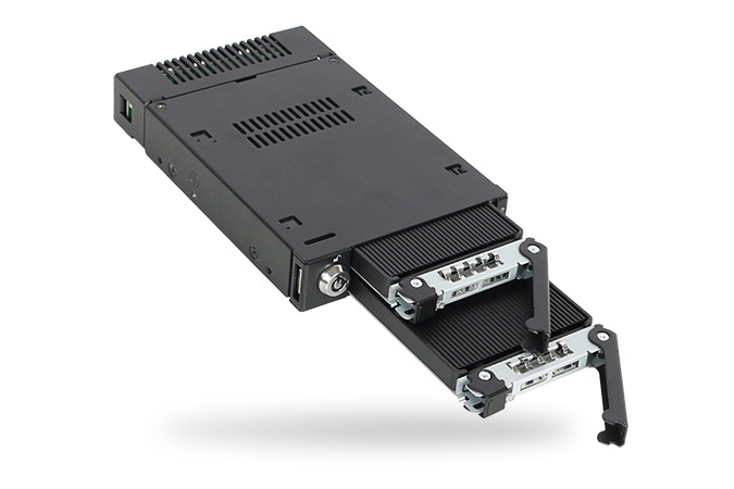 ICY DOCK Vassoio SSD M.2 ToughArmor MB834TP-B - Compatibile con rack MB833 e MB834, Hot Plug, Metallico