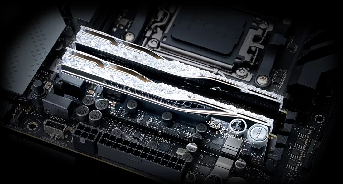 G.Skill Trident Z5 Royal Neo F5-6000J2836G32GX2-TR5NS Memoria 64 GB (2 x 32 GB) DDR5 6000 MT/s CL28