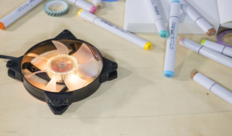 Cooler Master MasterFan Pro 120 Air Flow RGB - Ventilatore 120mm con Controller, 650-1100 RPM, Nero e Trasparente