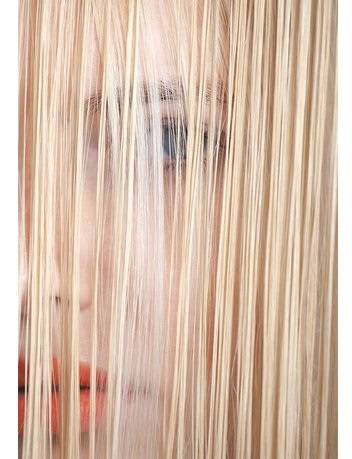 MÁDARA Grow Volume Shampoo 250 ml - Shampoo per Donna con Caffeina e Zinco, Riattiva e Volumizza i Capelli, Certificato Ecocert