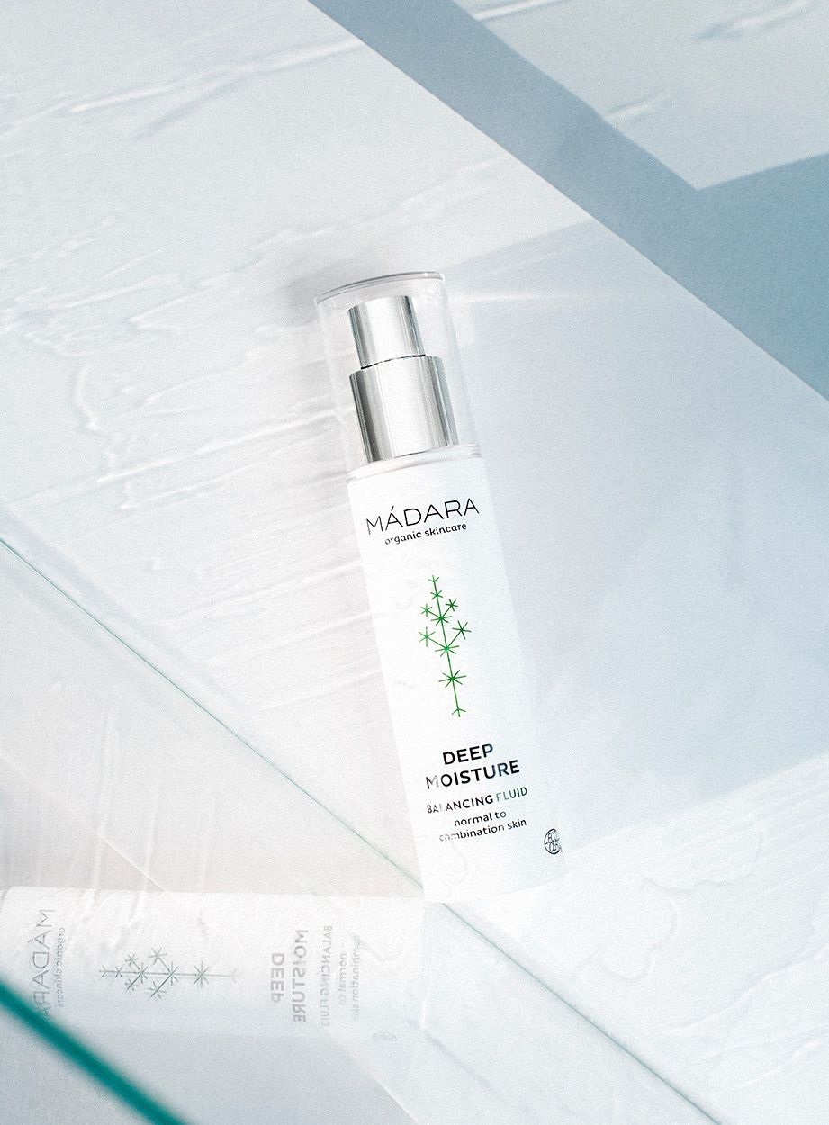 MÁDARA Deep Moisture Fluido Idratante 50 ml - Idratazione Intensa e Leggera per Pelle Mista