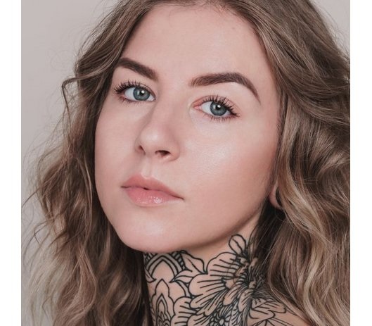 MÁDARA Skin Equal Fondotinta Liquido 30 ml - 30 Rose Ivory, Finitura Morbida e Luminosa, Leggero con SPF15