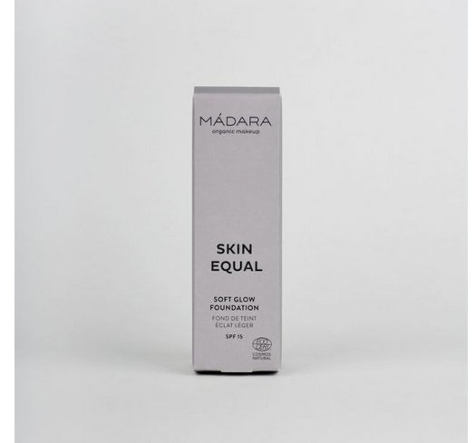 MÁDARA Skin Equal Soft Glow Foundation 30 ml - Fondotinta minerale leggero SPF 15, 10 Porcelain, Finitura radiosa e copertura regolabile