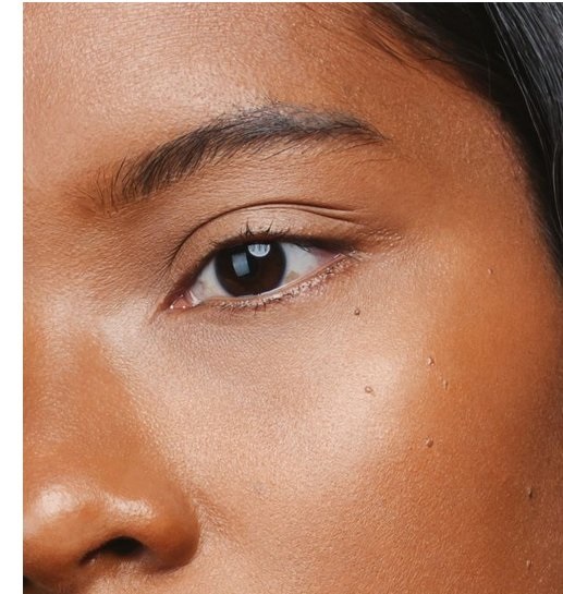 MÁDARA The Concealer 55 Hazelnut - Correttore Luminous Perfecting 4 ml, Vegan, con Hyaluronico e minerali intelligenti