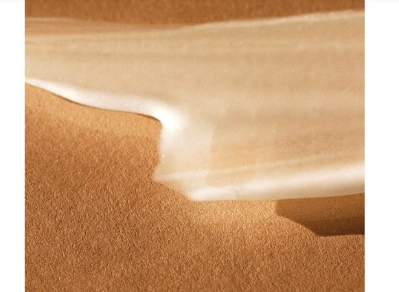 MÁDARA Fake It Healthy Glow Serum 30 ml - Siero Viso Autoabbronzante con Olio di Semi di Lampone, Burro di Karitè, Acido Ialuronico e Vitamina E, Vegan e Certificato Ecocert