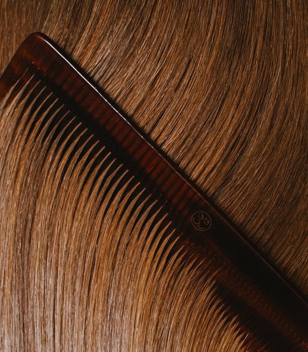 MÁDARA Silk Micro-Keratin Healthy Hair Mist 90 ml - Spray Nutriente e Riparatore per Capelli Fragili e Danneggiati