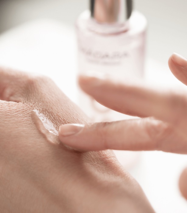 MÁDARA SOS Hydra Intense Rose Jelly Gel per Viso 75 ml - Idratante e Lenitivo per Pelle Secca