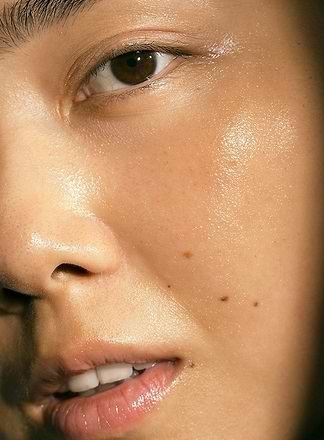 MÁDARA Creamy Clay AHA Peel Mask 60 ml - Maschera Esfoliante, Purificante e Levigante per Pelle Luminosità e Uniformità