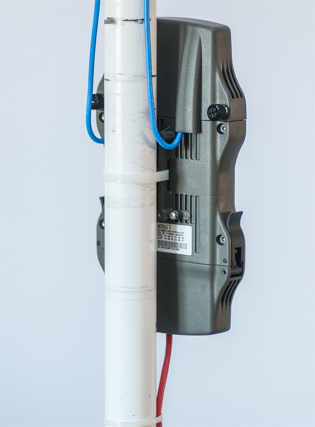 Mikrotik RB922UAGS-5HPacD-NM NetMetal 5 Router con Power over Ethernet (PoE), 10/100/1000 Mbit/s, CPU 720 MHz