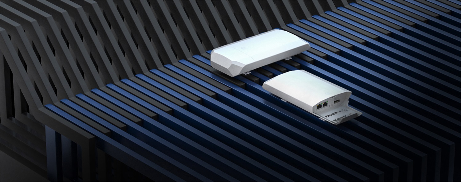 Teltonika OTD500 Router Outdoor 5G/4G/LTE con eSIM e PoE IP55