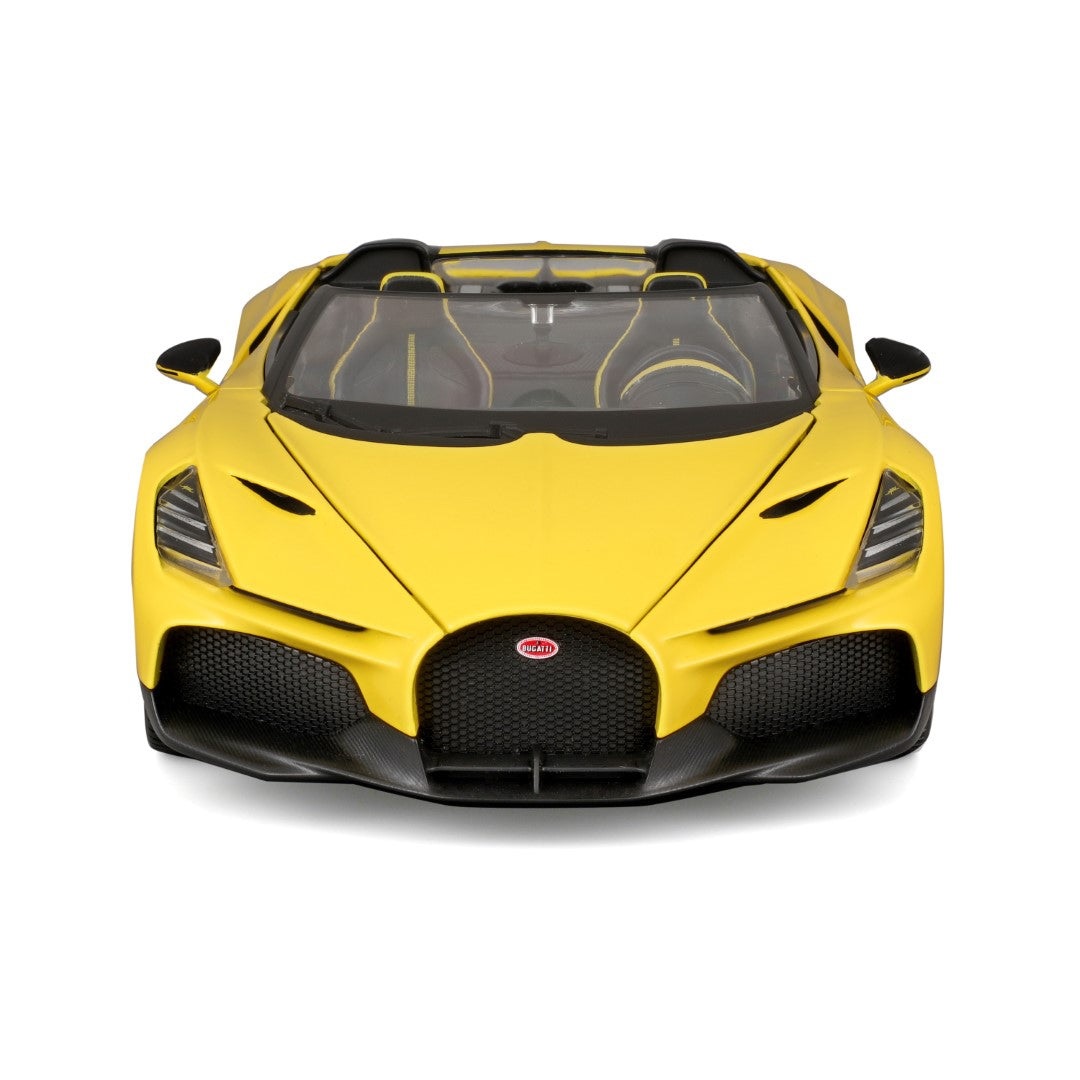 Bburago Bugatti W16 Mistral 1:18 Modellino Diecast con Cofano e Portiere Apribili, Colori Assortiti, Dettagli Interni Realistici