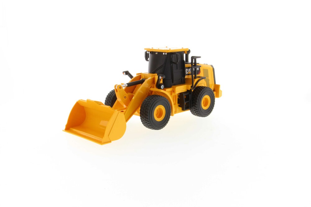 Carrera 37023003 Giocattolo Telecomandato RC CAT 950M Pala Gommata 1:35 - 2,4GHz