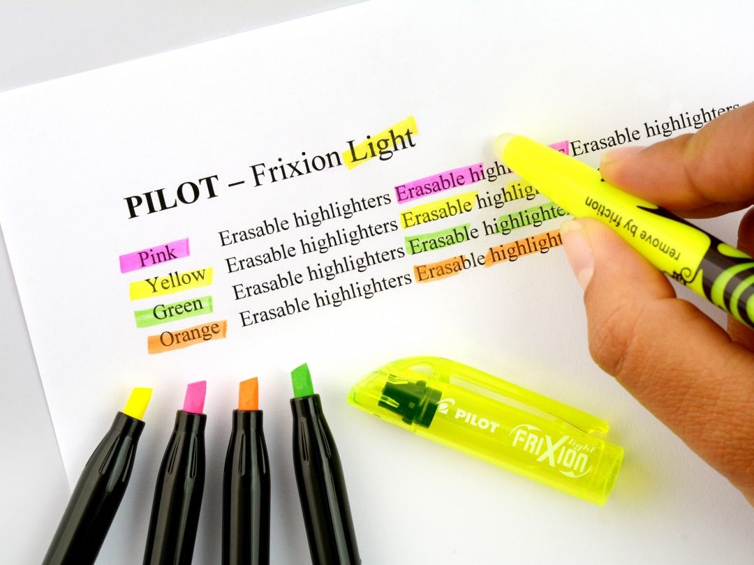 Pilot Evidenziatore Frixion Light Cancellabile Arancione - Punta a Scalpello 4,0mm, Tratto 3,3mm