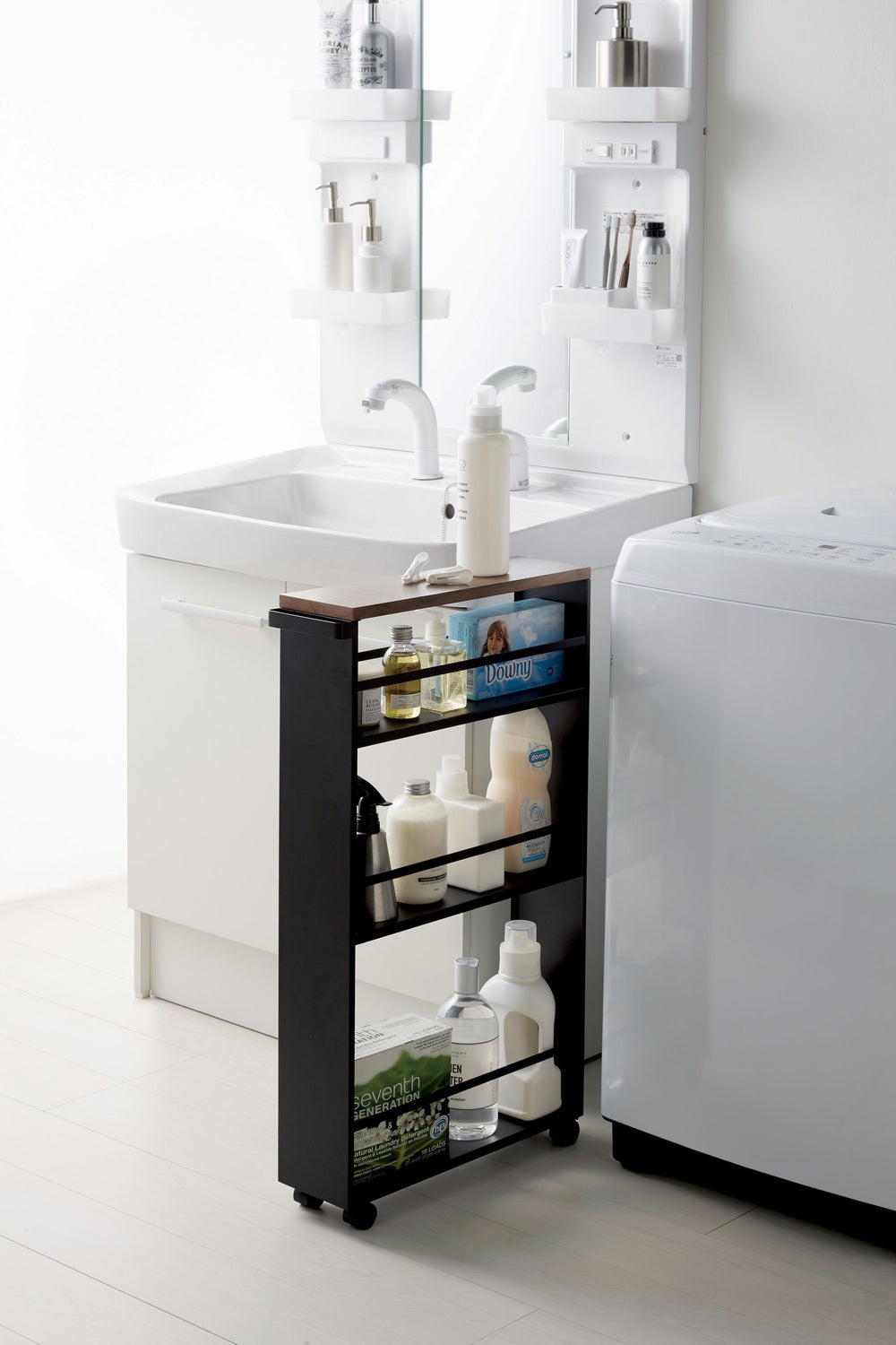 Yamazaki Tower Carrello Portaoggetti da Bagno e Cucina in Acciaio e Legno, Nero, 47,5 x 80,5 x 13 cm
