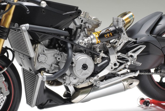 Tamiya Ducati 1199 Panigale S Modellino di moto Kit di montaggio 1:12 - Parti in plastica non verniciate per personalizzazione