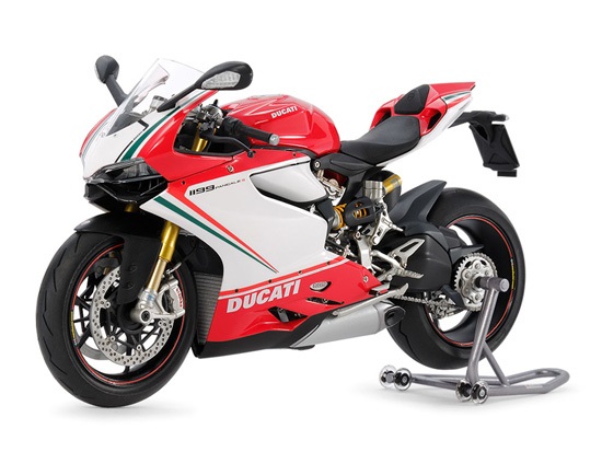 Tamiya Ducati 1199 Panigale S Modellino di Moto Kit di Montaggio 1:12 Tricolore - Dimensioni: 173x67x93 mm