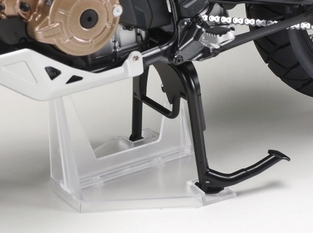 Tamiya Honda CRF1000L Africa Twin Modellino di Moto Preassemblato 1:6 - Ispirato alla Leggendaria Bici Fuoristrada