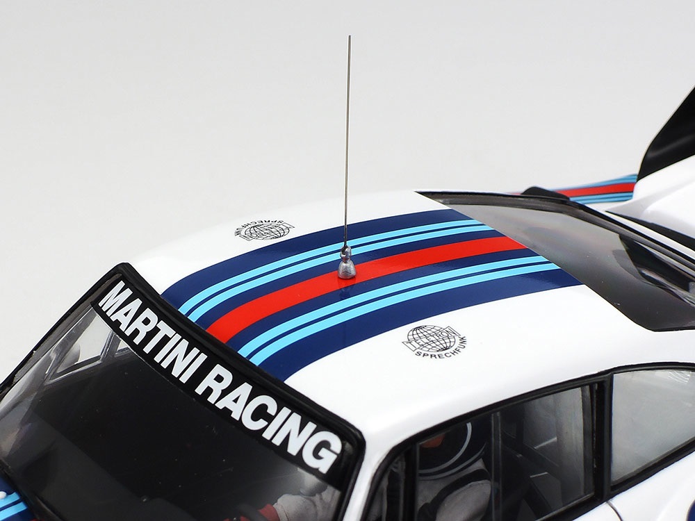 Tamiya Porsche 935 Martini Kit di montaggio in plastica 1:20 TAM20070 - Modellismo e Hobby