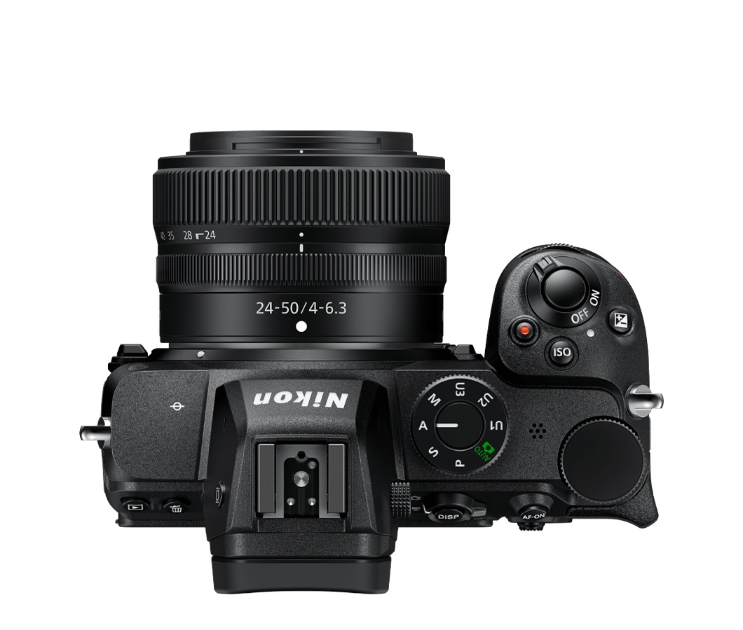 Nikon Z 5 Fotocamera Mirrorless 24,3 MP con Obiettivo Nikkor Z 24-50mm f/4.0-6.3 - Garanzia Ufficiale 2 Anni