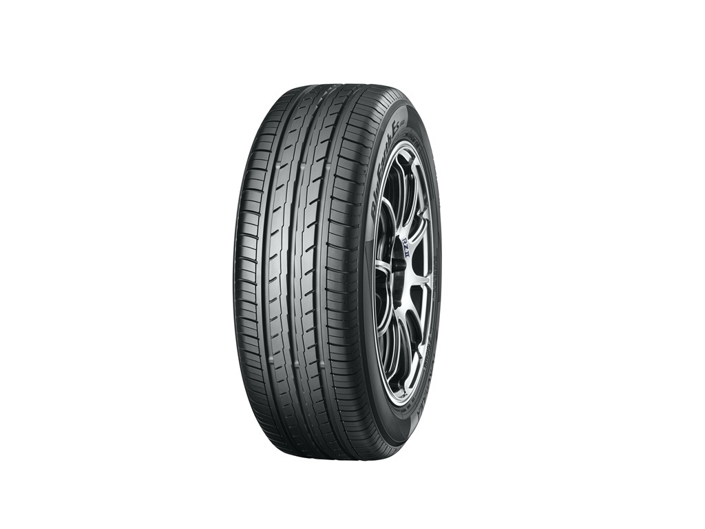 Yokohama BlueEarth ES32 195/60 R16 89H Pneumatici Estivi