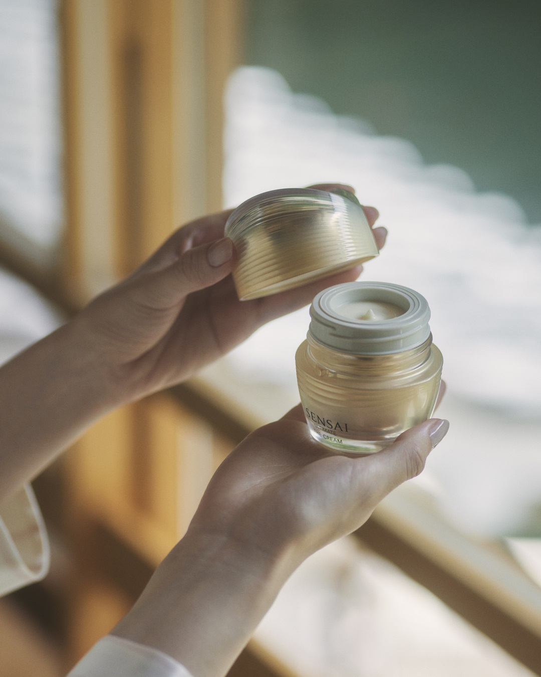 Sensai Ultimate The Cream - Ricarica 40 ml - Crema Idratante e Nutriente per Viso, Effetto Levigato e Setoso