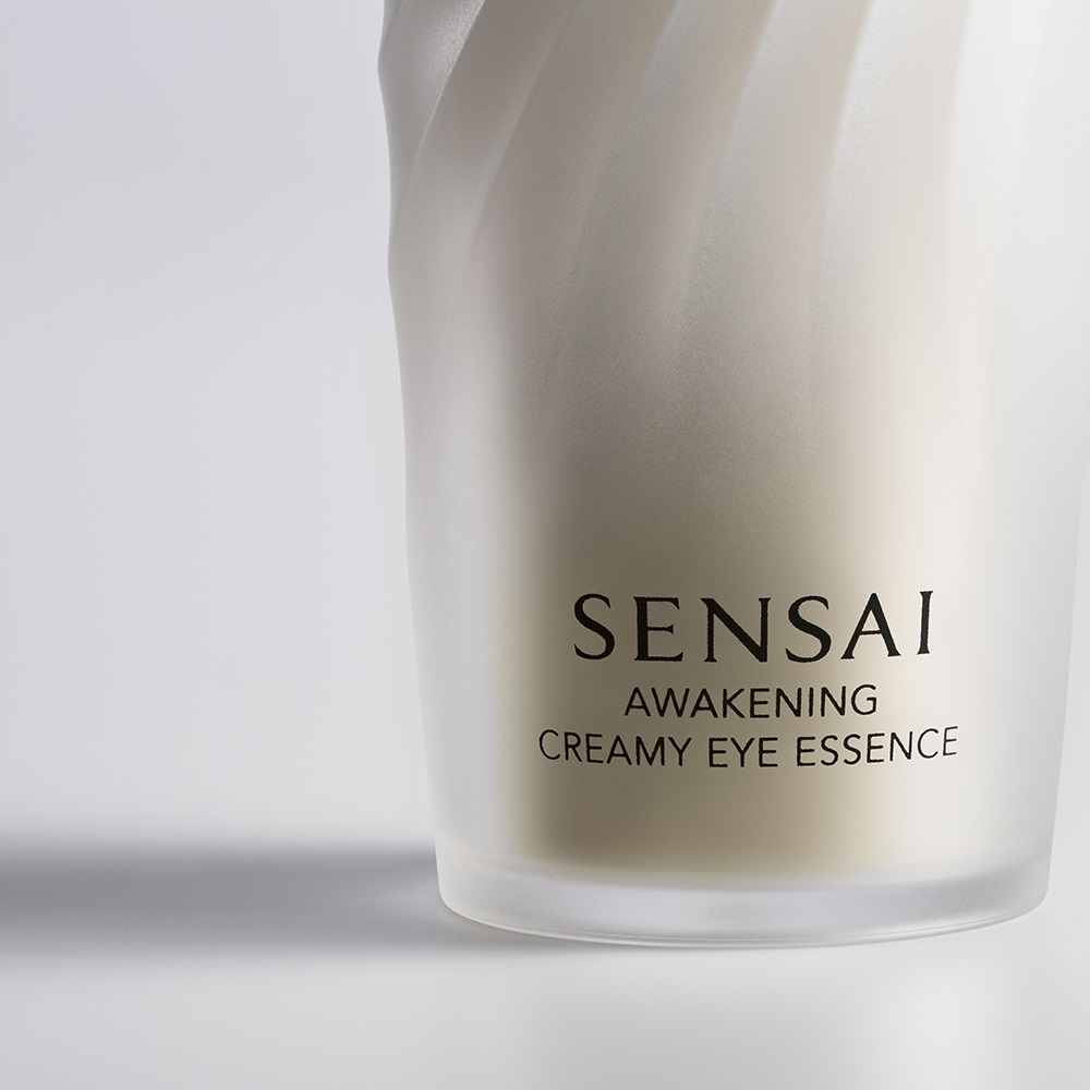 Sensai Awakening Creamy Eye Essence 20ml - Crema per Contorno Occhi Antirughe e Idratante