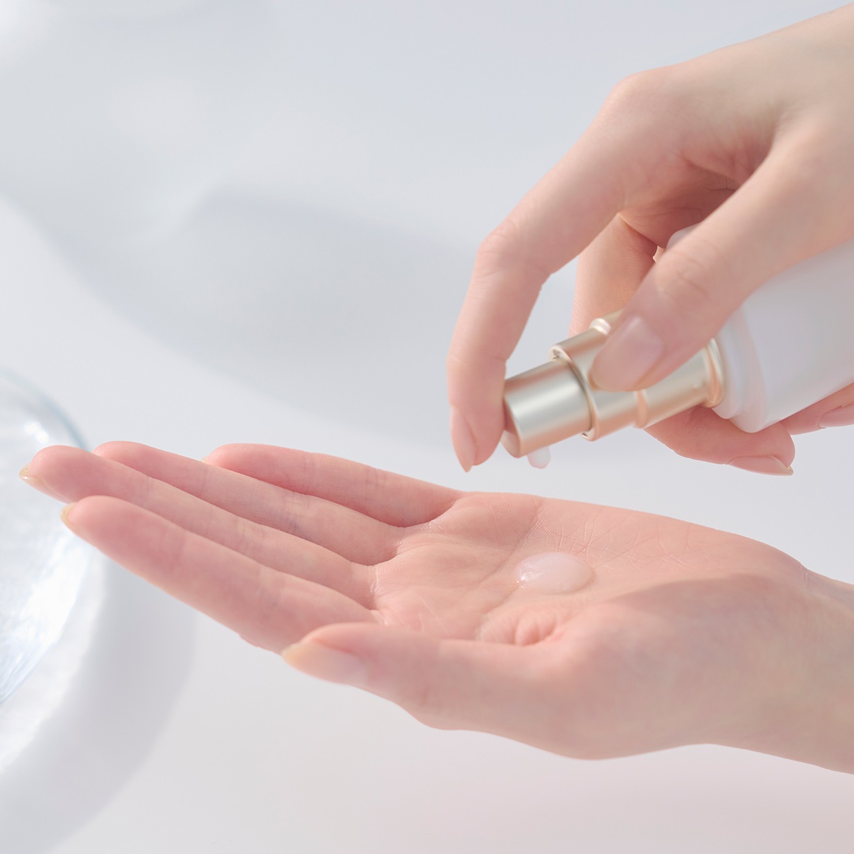 Sensai Comforting Barrier Essence 40 ml - Trattamento Rinforzante per Pelli Sensibili