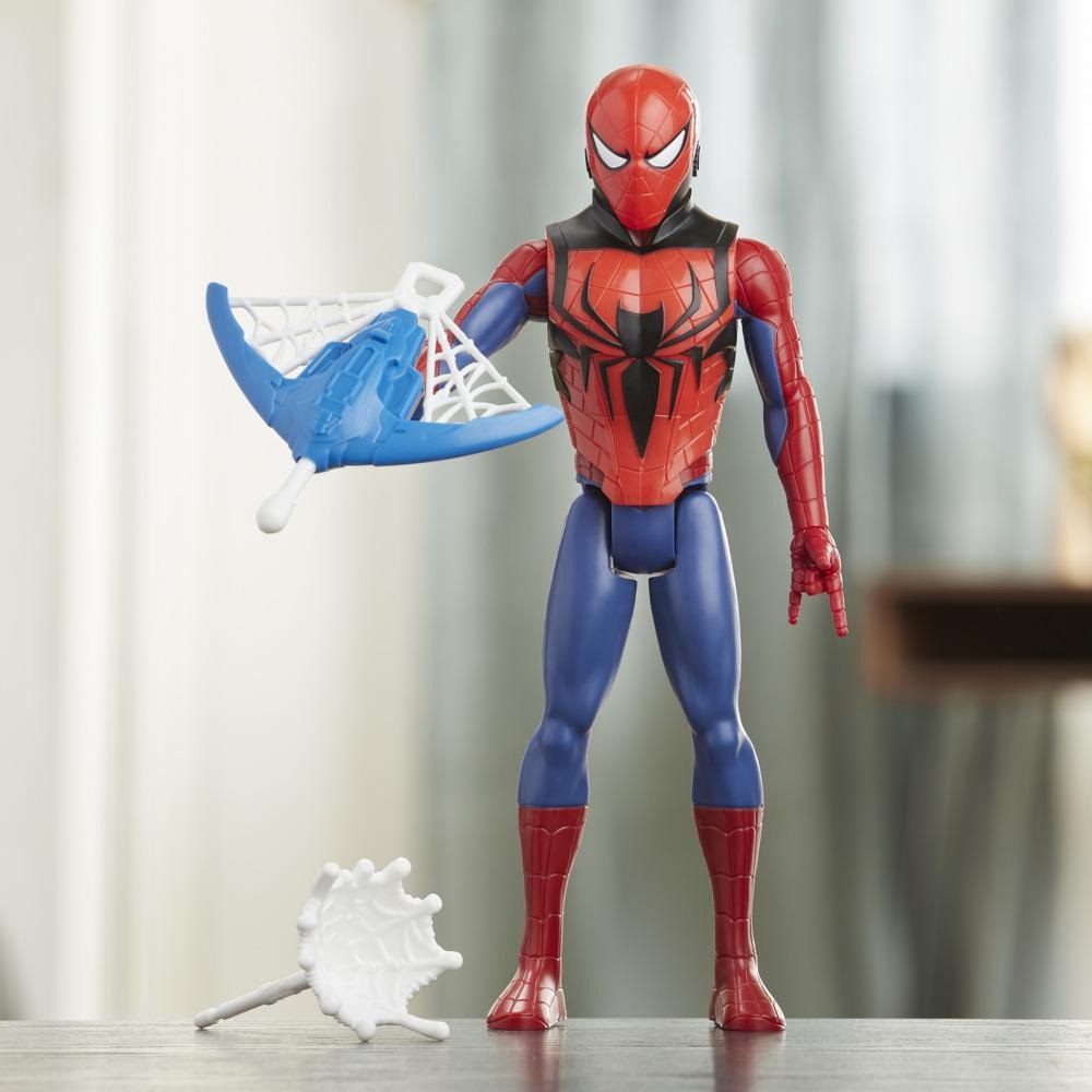 Hasbro Spider-Man Action Figure 30 cm con Blaster Titan Hero Blast Gear e Proiettili