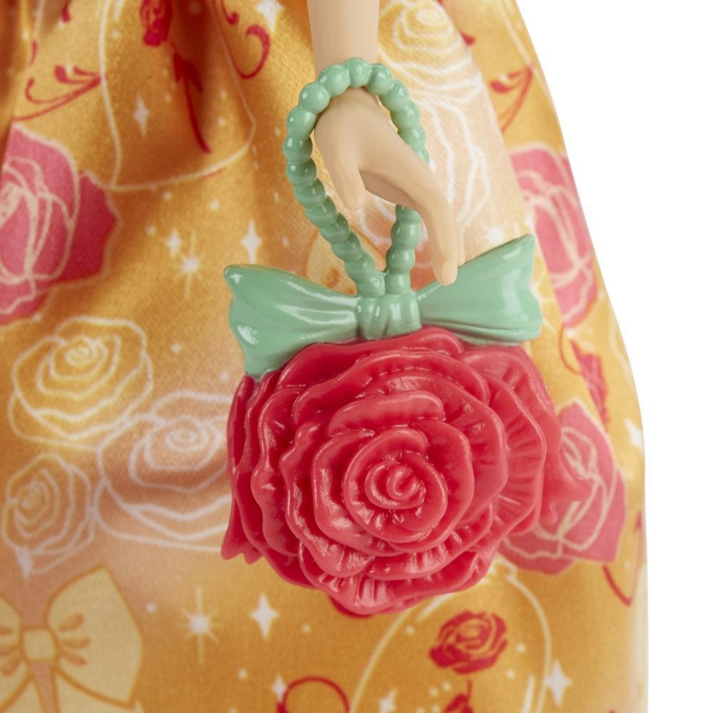 Hasbro Disney Princess Style Surprise Belle - Bambola con 10 Accessori Segreti e Sorprese Nascoste per Bambini dai 3 Anni